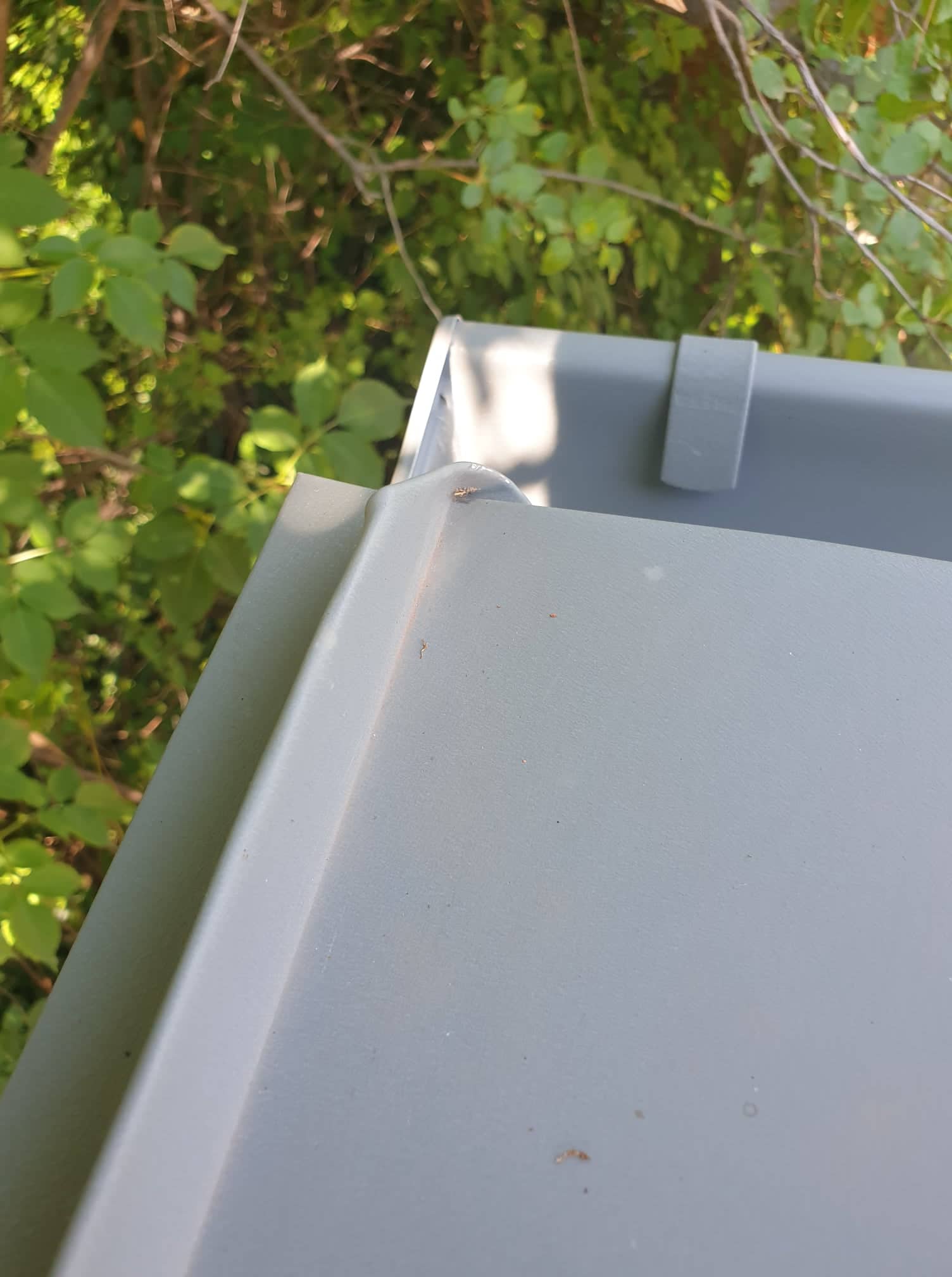 Állókorcolt lemezfedés, attika oldalfedés, kétvízorros lemezfedés