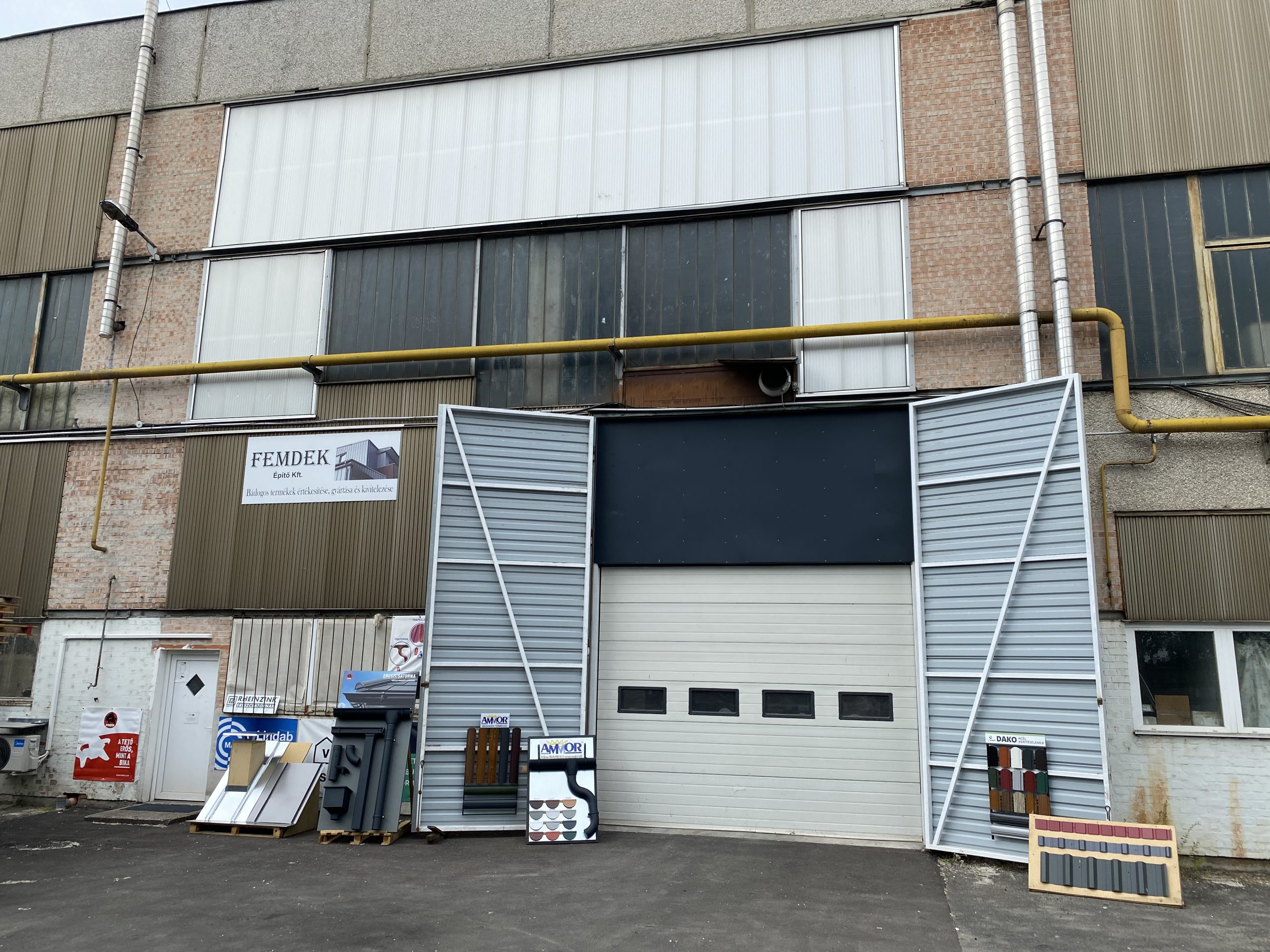 FEMDEK Építő Kft. bejárat