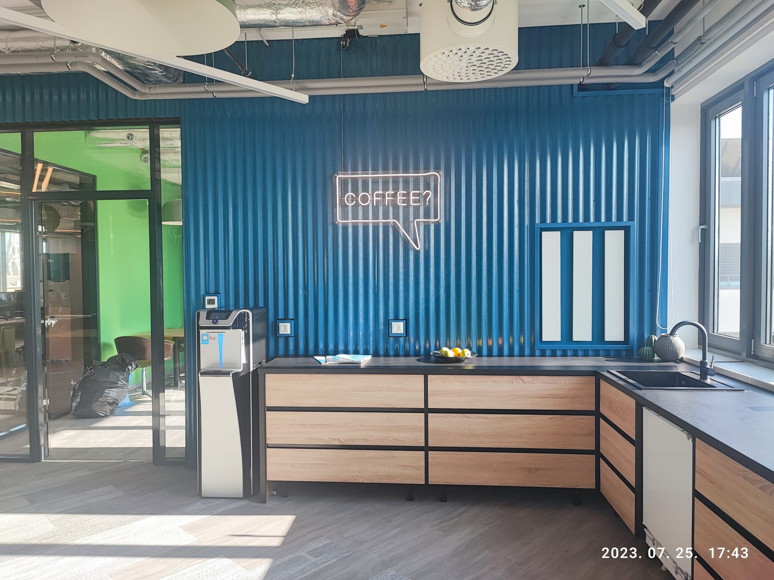 HelloParks Office színes színuzlemezei